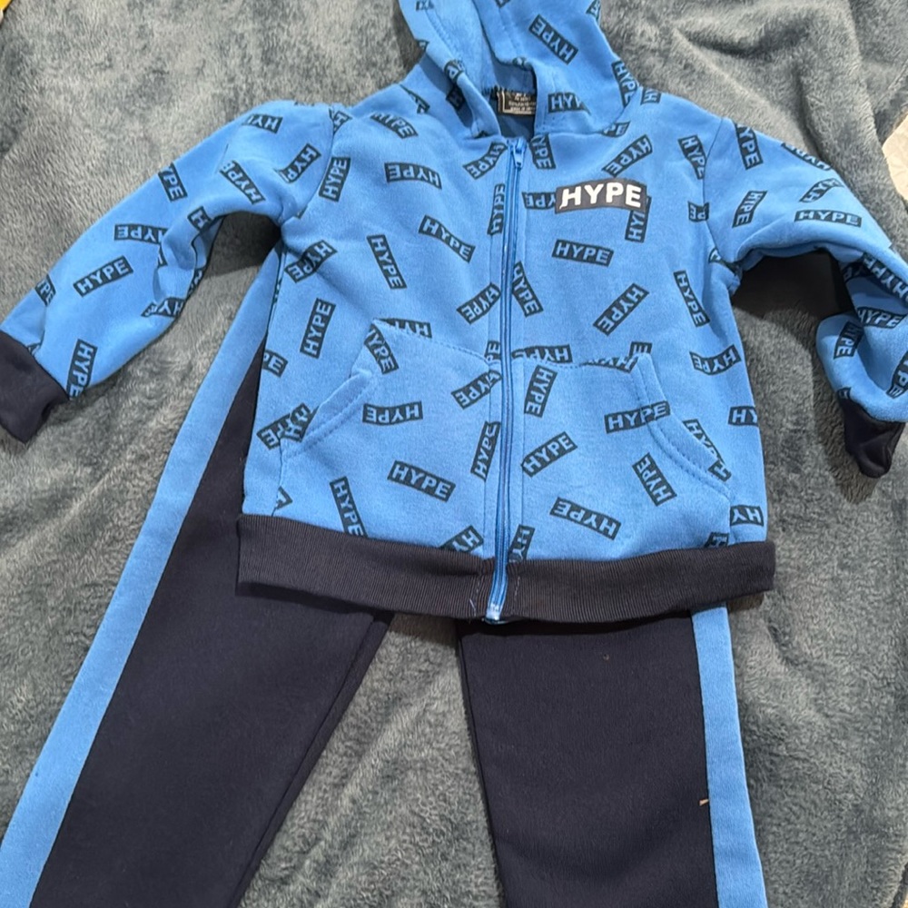 Hoodie with pants